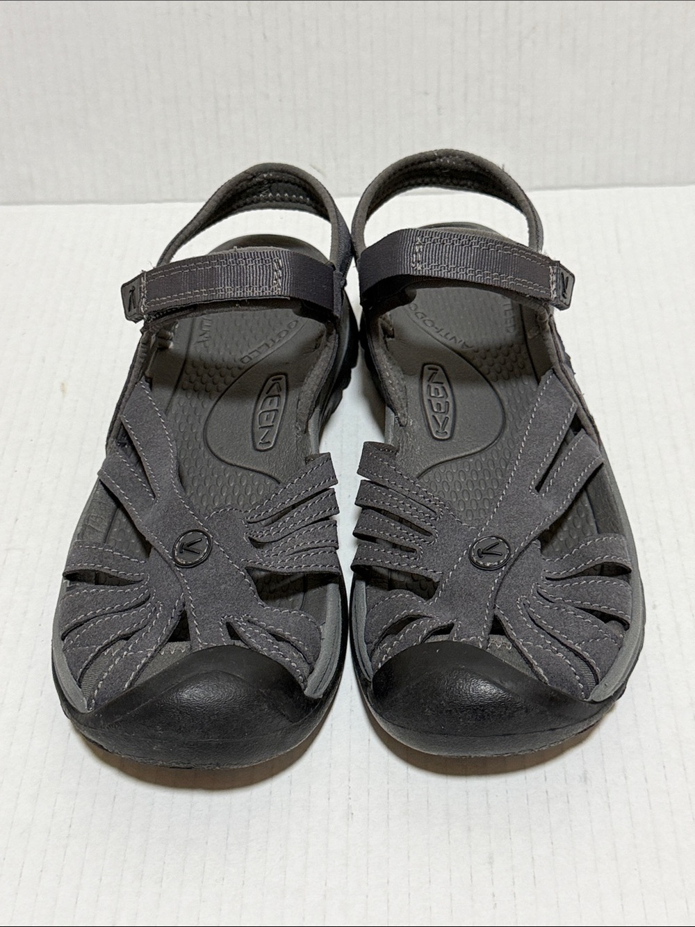 Keen Women’s Rose Sandals Gray Fisherman Hiking Strappy Hook & Loop - Size 9